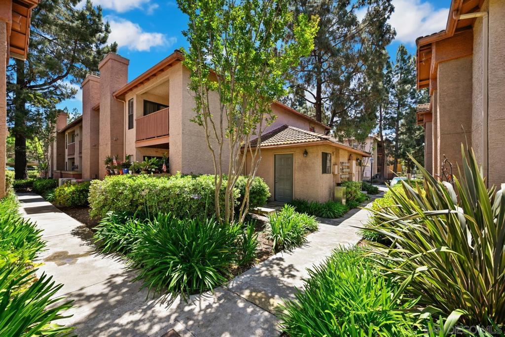 12047 Alta Carmel Ct - photo 18