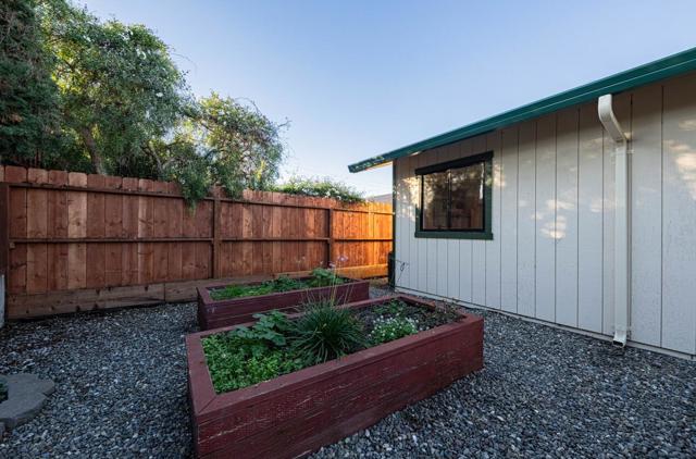 1524 Elm Avenue, Seaside CA: https://media.crmls.org/mediaz/8e9f94af-b3f9-4d30-8f92-b91ae302f3b9.jpg