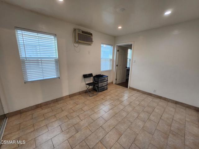 5841 Tujunga Avenue, North Hollywood CA: https://media.crmls.org/mediaz/8e9fbd71-0a3a-43cb-8774-d547caaad3db.jpg