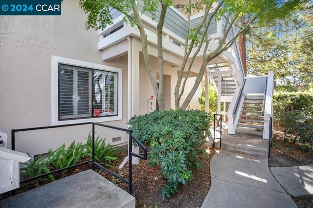 2685 Oak Rd, Walnut Creek, California 94597, 2 Bedrooms Bedrooms, ,2 BathroomsBathrooms,Condominium,For Sale,Oak Rd,41072399