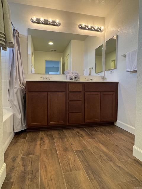 1614 Sanderling Avenue, Chula Vista CA: https://media.crmls.org/mediaz/8ea099a2-a161-4509-bd67-984e60119572.jpg