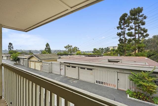 6224 Caminito Juanico, San Diego CA: https://media.crmls.org/mediaz/8ea2e2ae-b34b-4c17-a3ad-75d416bbfeaa.jpg