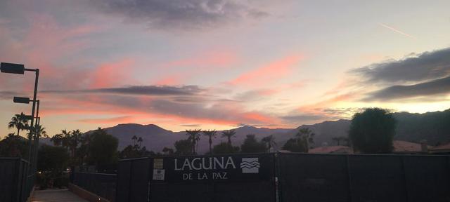 48538 Via Amistad, La Quinta CA: https://media.crmls.org/mediaz/8ea3288c-0e09-43bd-9f3e-e5e0f6f06c0a.jpg