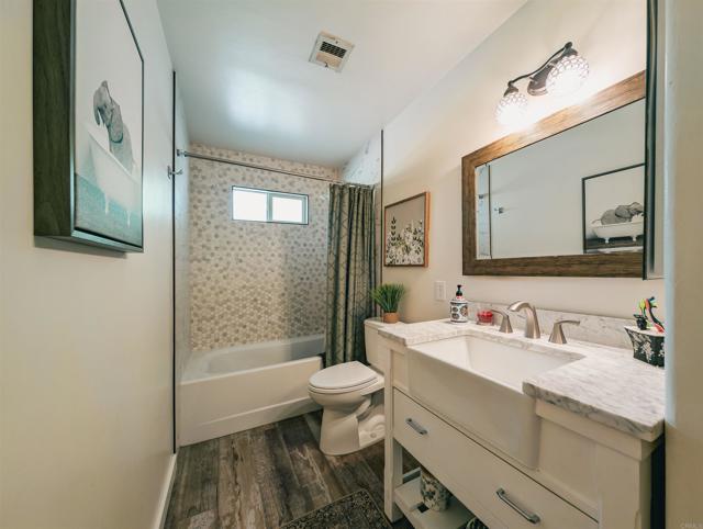 8635 La Butte Lane, Santee CA: https://media.crmls.org/mediaz/8ea37d8e-487c-4a73-aa60-bad846806135.jpg