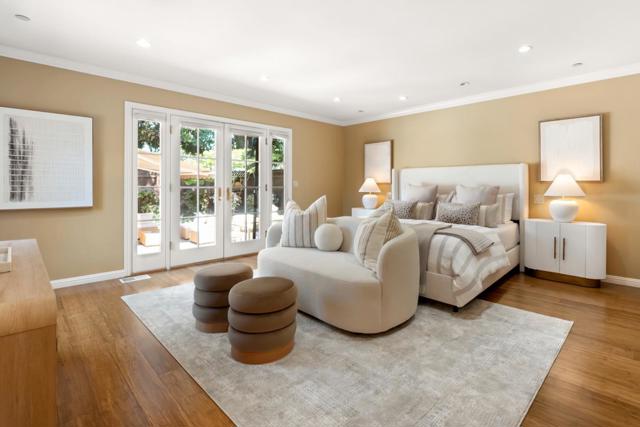 475 8th Avenue, Menlo Park CA: https://media.crmls.org/mediaz/8ea48b6f-7020-42ef-8afa-293033dd14ce.jpg