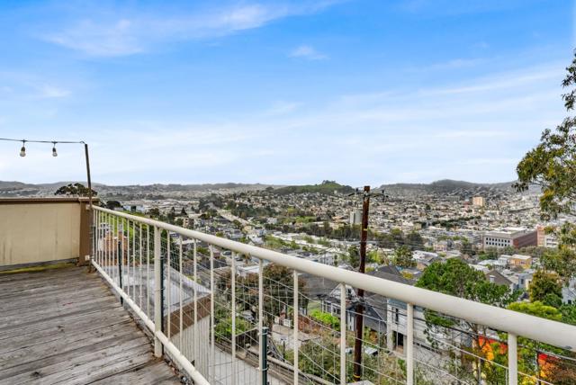 999 Carolina Street, San Francisco CA: https://media.crmls.org/mediaz/8ea5278a-d22a-4e1c-997e-4075f0b00905.jpg