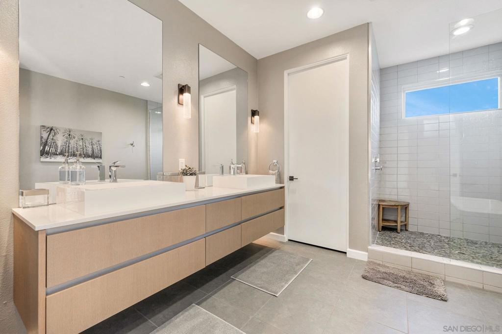 MLS #250044745SD image #18