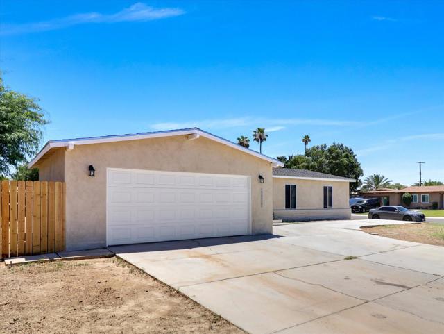 45530 Del Rey Avenue, Indio CA: https://media.crmls.org/mediaz/8ea618f9-f93d-4e0b-bdc6-d08e49f913e8.jpg