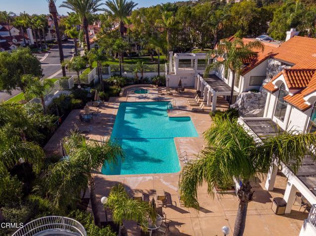 Detail Gallery Image 31 of 37 For 279 Camino Toluca, Camarillo,  CA 93010 - 3 Beds | 3 Baths