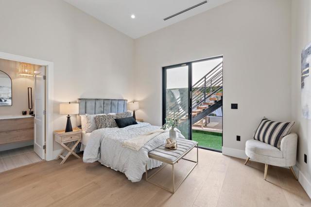 326 S Henry Avenue, San Jose CA: https://media.crmls.org/mediaz/8ea774ec-f5a1-4a7b-9f6e-3cf87c0fc30f.jpg