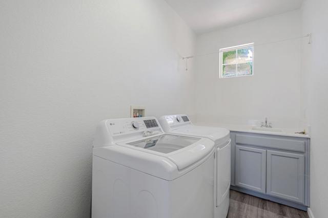 5323 Gold Creek Circle, Discovery Bay CA: https://media.crmls.org/mediaz/8ea7ca1c-7328-4452-8caa-58430668c4ec.jpg