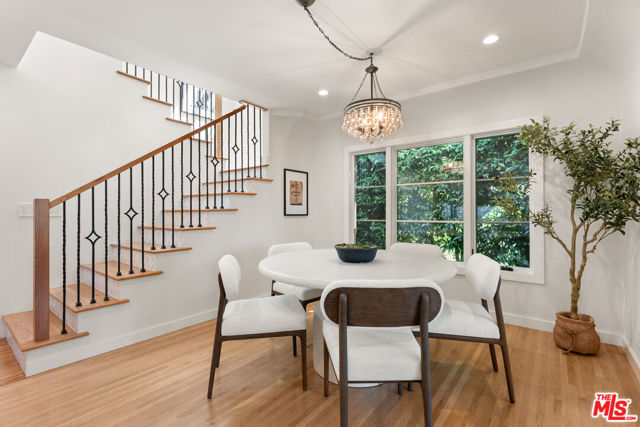 1618 S Durango Avenue, Los Angeles CA: https://media.crmls.org/mediaz/8ea83d88-ec41-4161-ad1f-03ab89dc16c7.jpg