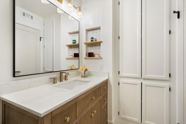 179 Gran, Palm Desert CA: https://media.crmls.org/mediaz/8ea8a1a6-76d0-45a7-a1f6-66c48812e9cc.jpg