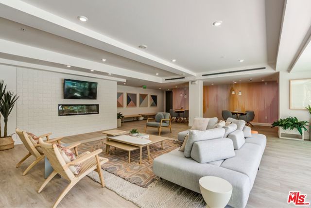 12760 Millennium Drive, Los Angeles CA: https://media.crmls.org/mediaz/8ea8f34a-6a8a-4cb6-9483-4e8a99ea3fbf.jpg