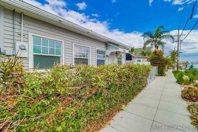 1834 Polk, San Diego CA: https://media.crmls.org/mediaz/8ea90bca-ee96-4f57-925b-3749f384d978.jpg