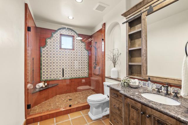 Detail Gallery Image 37 of 75 For 2525 Date Palm Ct, Vista,  CA 92084 - 3 Beds | 3/1 Baths