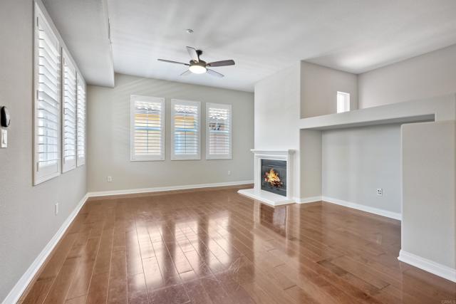 1440 Clearview Way, San Marcos CA: https://media.crmls.org/mediaz/8ea9b186-0ead-473d-ab60-e92a3230b446.jpg