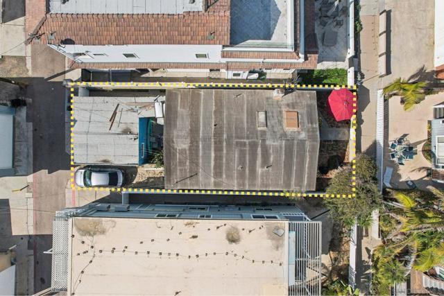 719 Jersey Ct, San Diego CA: https://media.crmls.org/mediaz/8eab8931-e884-43a0-995f-4517c8254f09.jpg