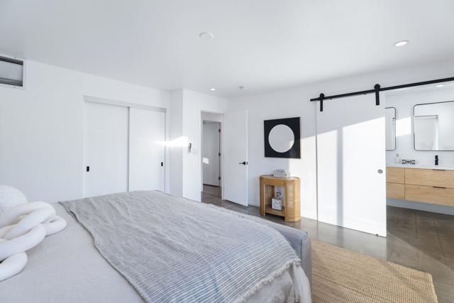 8256 Quail Springs Road, Joshua Tree CA: https://media.crmls.org/mediaz/8eabc8b1-5c85-4b13-a1cb-cf44f5c7d567.jpg