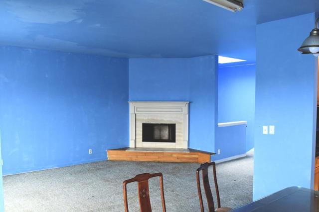 773 Gates Street, San Francisco CA: https://media.crmls.org/mediaz/8eace224-d1e1-4f65-9070-4ab26865c8a6.jpg