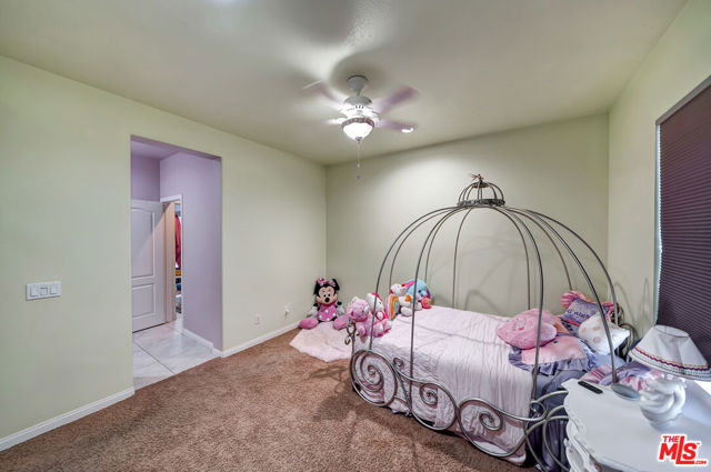 15624 Derrico Lane, Canyon Country CA: https://media.crmls.org/mediaz/8eacebe2-591e-42c2-927c-2585644499c8.jpg