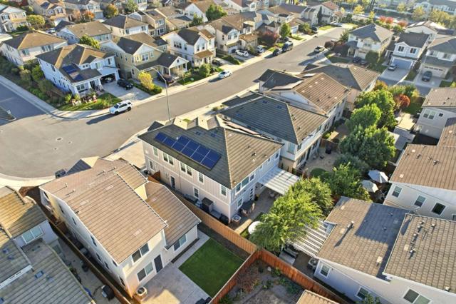 17725 Calle Mazatan, Morgan Hill CA: https://media.crmls.org/mediaz/8eae3119-551c-406a-a8d0-dfc84d319ed1.jpg