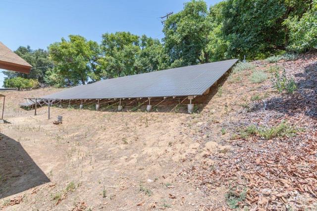 3137 E Valley Parkway, Escondido CA: https://media.crmls.org/mediaz/8eae3eb6-ab1f-43b7-949c-9fce74900564.jpg