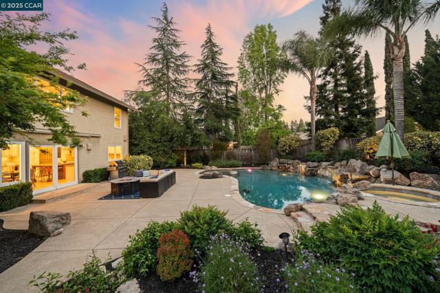410 Hampton Court, San Ramon CA: https://media.crmls.org/mediaz/8eae6dc9-7e17-4390-a9ed-99ce5d062ee7.jpg