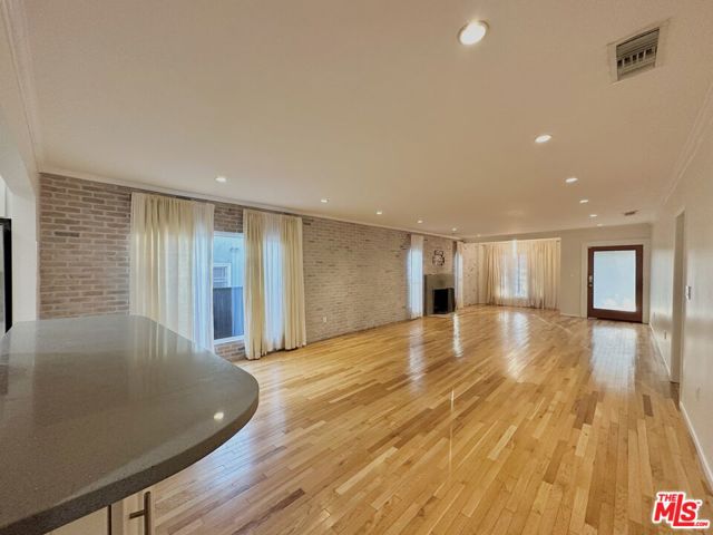 1246 N Genesee Avenue, West Hollywood CA: https://media.crmls.org/mediaz/8eae702b-285d-45ad-8aa4-57aaae8558c6.jpg