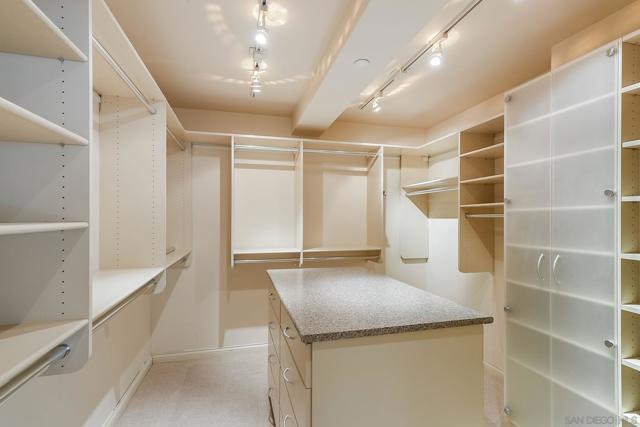 Image 36 of 46 For 1810 Avenida Del Mundo  703