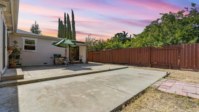 848 Kenneth Avenue, Campbell CA: https://media.crmls.org/mediaz/8eaf7971-c870-4942-91c5-92dcb4991045.jpg