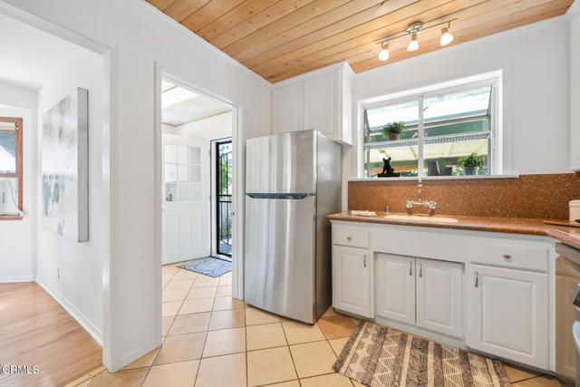 Detail Gallery Image 13 of 31 For 226 W Montana St, Pasadena,  CA 91103 - 2 Beds | 1 Baths