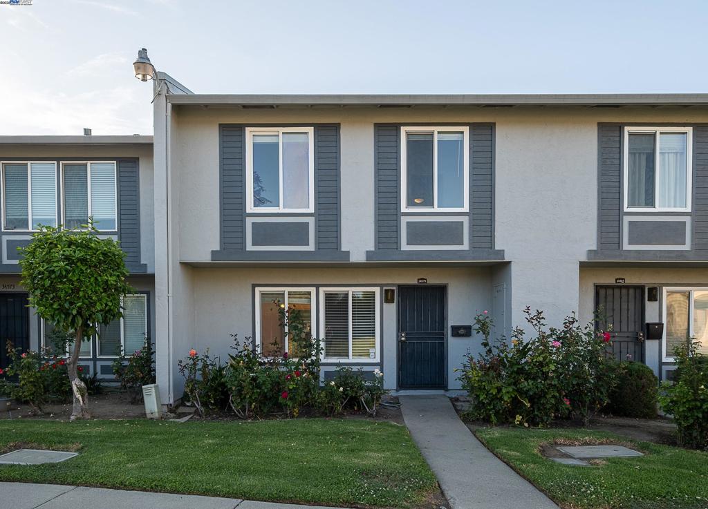 34579 Bluestone Cmn