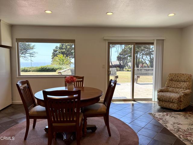 19100 Pacific Drive, Fort Bragg CA: https://media.crmls.org/mediaz/8eb178bd-5c93-431a-9414-39c42bee1373.jpg