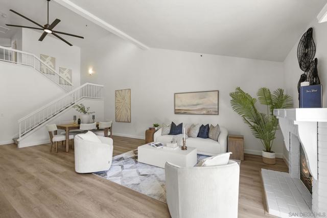 1894 Spyglass Cir, Vista CA: https://media.crmls.org/mediaz/8eb25d20-ef61-4e5c-885d-ecf2e5077134.jpg
