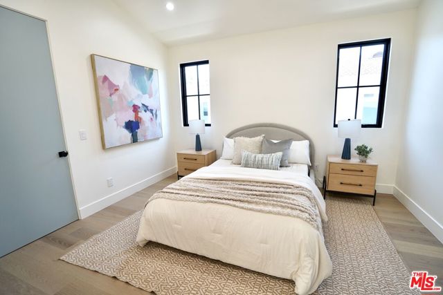 1441 S Oakhurst Drive, Los Angeles CA: https://media.crmls.org/mediaz/8eb3d0f4-627d-4af5-bf8c-fbe2885b0fa9.jpg