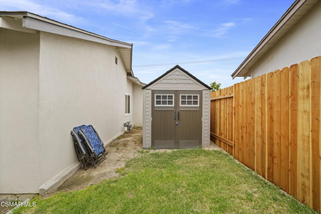 236 Granada Street, Camarillo CA: https://media.crmls.org/mediaz/8eb407a3-8669-4dff-afc1-8c695527978e.jpg
