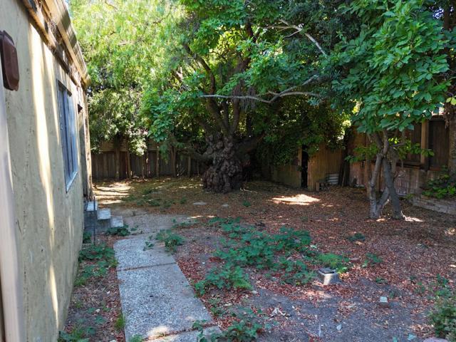 216 San Benito Avenue, San Bruno CA: https://media.crmls.org/mediaz/8eb57928-1665-4486-ae27-21395ca83379.jpg