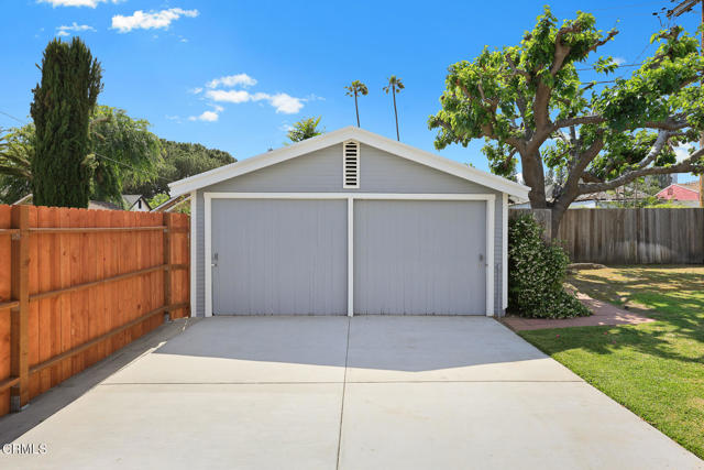 1309 Sinaloa Avenue, Pasadena CA: https://media.crmls.org/mediaz/8eb58cba-8fbc-4344-8ccd-384d34555312.jpg