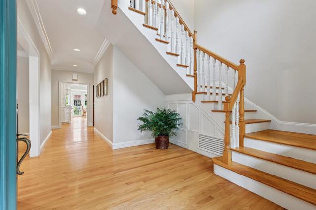 106 Pepper Avenue, Burlingame CA: https://media.crmls.org/mediaz/8eb5f1a8-98d3-426c-8e89-2929a82f5fea.jpg