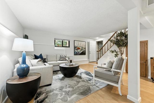 1527 Terra Nova Boulevard, Pacifica CA: https://media.crmls.org/mediaz/8eb693a4-8e72-4dae-89c2-0c717d29f30a.jpg