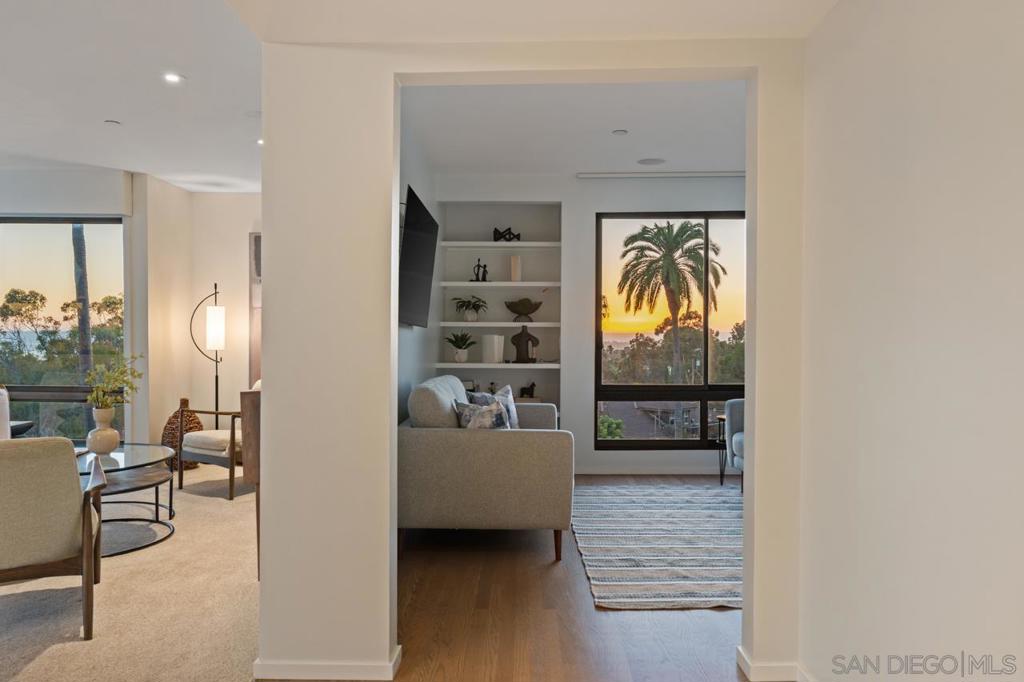 MLS #250036883SD image #5