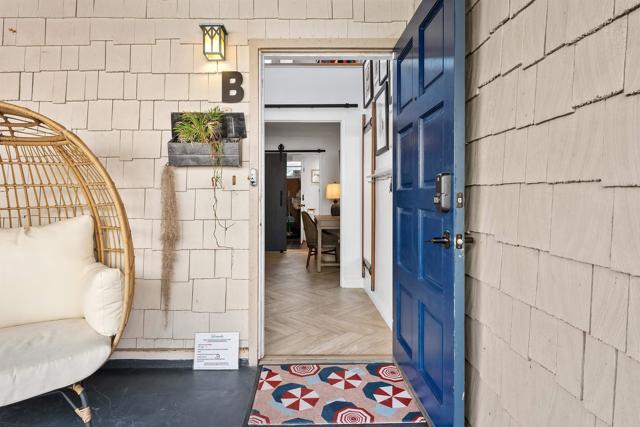 5152 Brighton Avenue, San Diego CA: https://media.crmls.org/mediaz/8eb83b1d-a341-454d-a383-9341724a6829.jpg