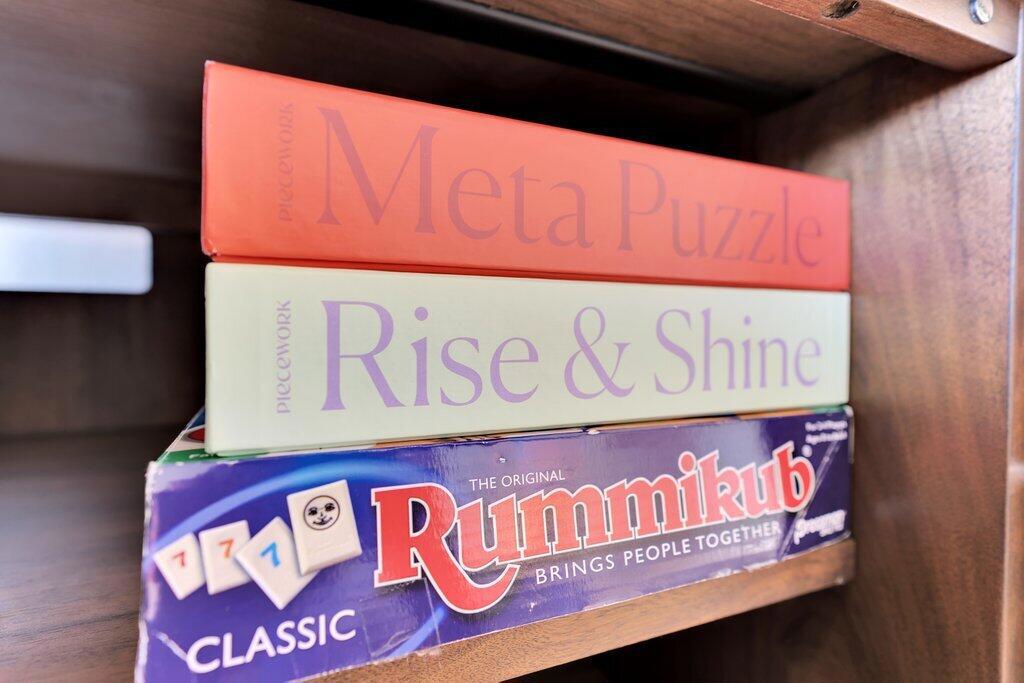 https://media.crmls.org/mediaz/8eb867aa-6f07-4622-ab3c-1651026e8202.jpg?preset=X-Large