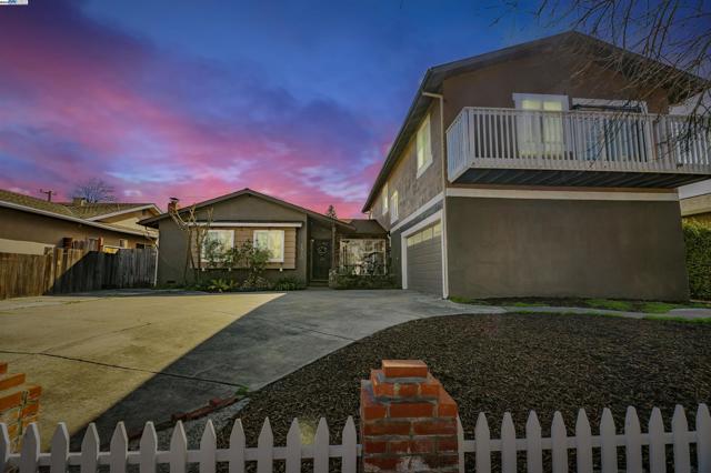Image 2 of 53 For 1570 Hillsdale Avenue