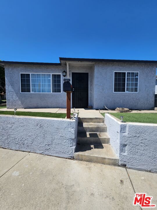 MLS# 23307533