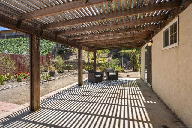 5273 Lewison Pl, San Diego CA: https://media.crmls.org/mediaz/8eba38b2-15c7-444f-ab76-fda9dfbfa16e.jpg
