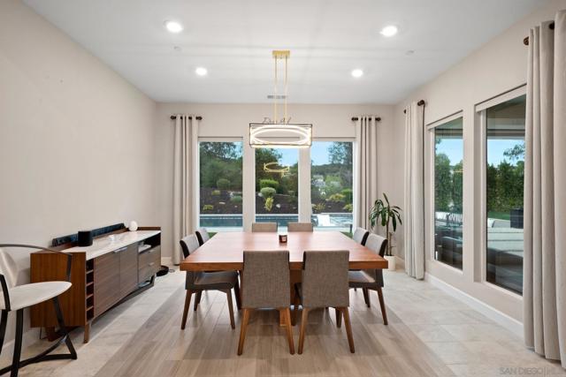 21992 Wilgen Rd, Escondido CA: https://media.crmls.org/mediaz/8eba43ed-6a4d-4883-babe-776b0639c0ee.jpg
