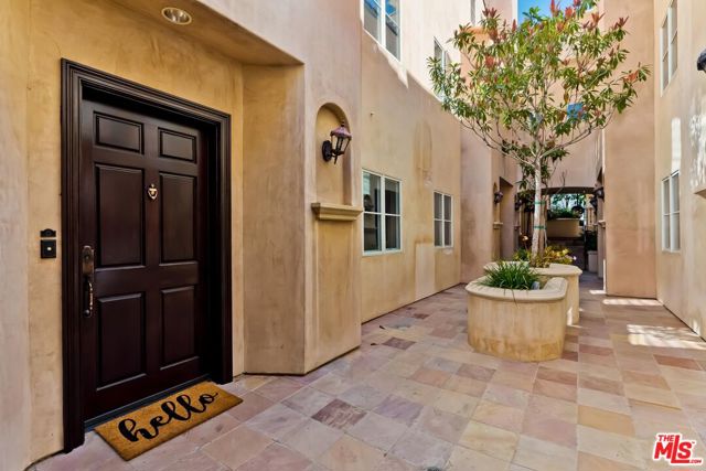 1311 Centinela Avenue, 5 photo 4