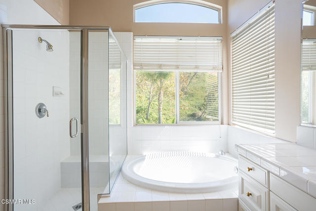 1034 Lambourne Place, Oak Park CA: https://media.crmls.org/mediaz/8ebae6f2-87b2-4b50-b934-ae408ffab84c.jpg